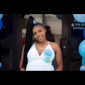 Meet your Posher, Danielle